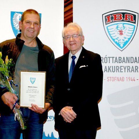 Hermann Sigtryggsson heiðursfélagi ÍBA og Jóhannes Kárason