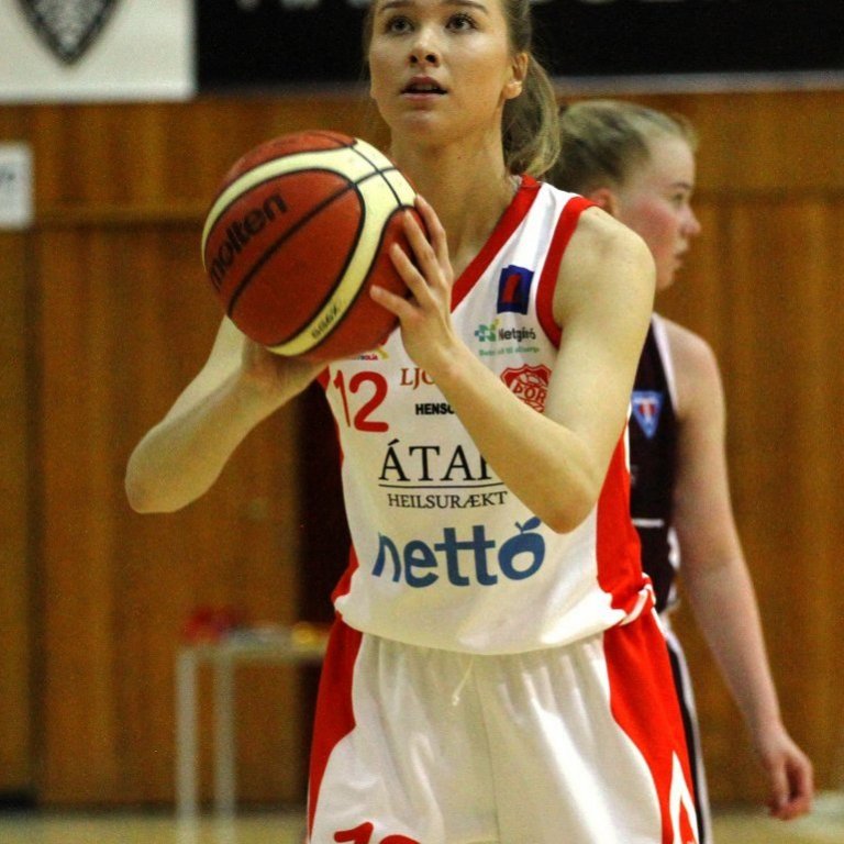 asgerdur-jana-gegn-tindastoli